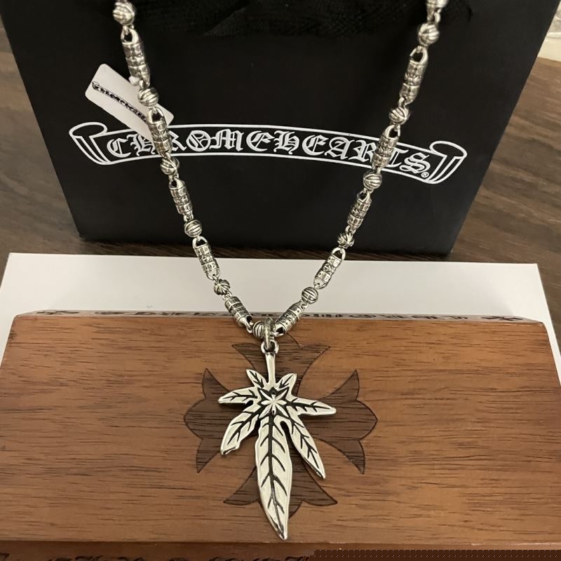Ch**me He**ts necklaces